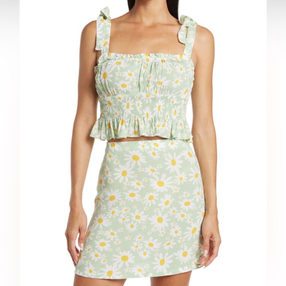 NWT Elodie Tie Shoulder Smock Tank & Floral Mini Skirt Set in Mint Multi.